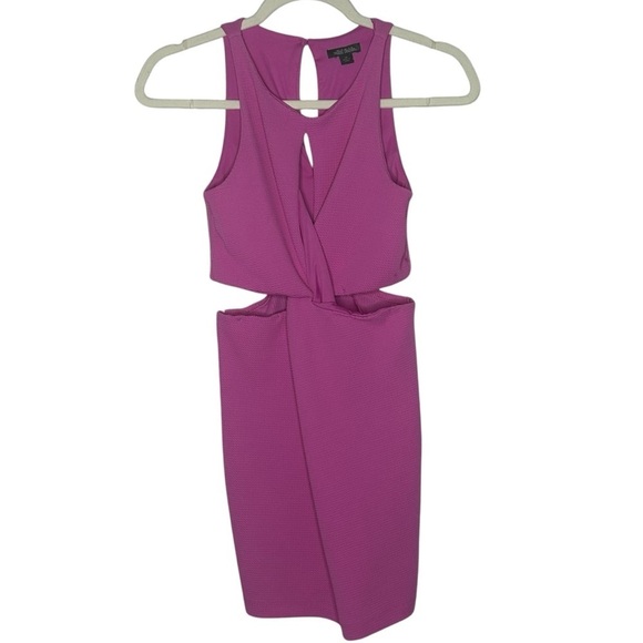 Wild Fable Women's Sleeveless Twist-Front Bodycon Dress - Picture 3 of 12